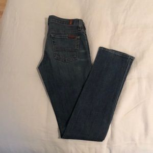 Medium wash skinny jeans